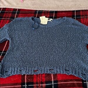 Miracle Crewneck Blue Lightweight Sweater NWT